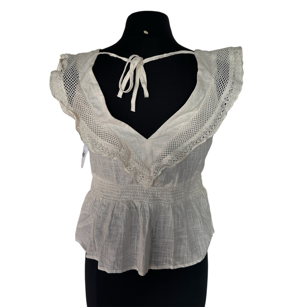 Old Navy Cream Lace-Trim Peplum Tank Top - Picture 7 of 9